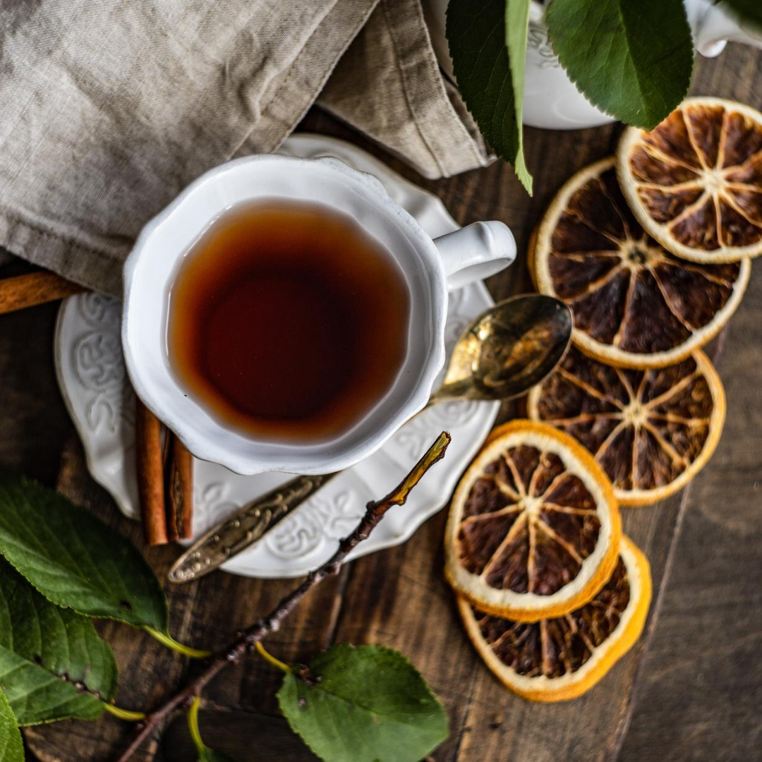 Herbata zielona, czarna i ziołowa – właściwości i zastosowanie