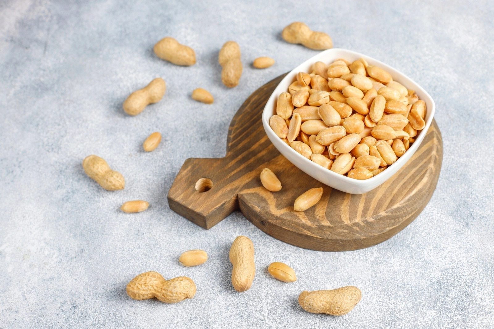 Ritter Sport Czekolada mleczna z prażonymi orzeszkami ziemnymi 100g